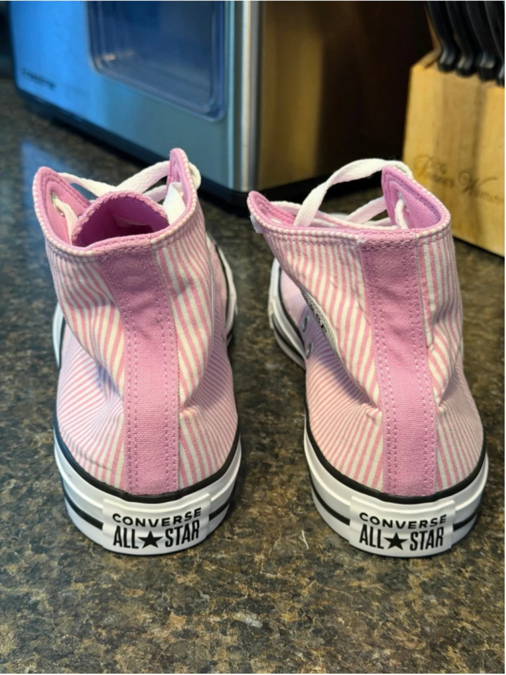 Converse Chuck Taylor All Star 'Pink Stripes' 166865C Sneakers